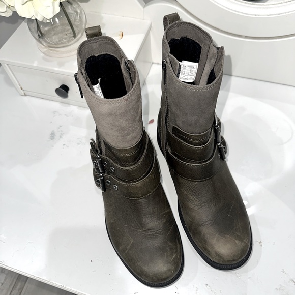 UGG Combat boots - Picture 3 of 3